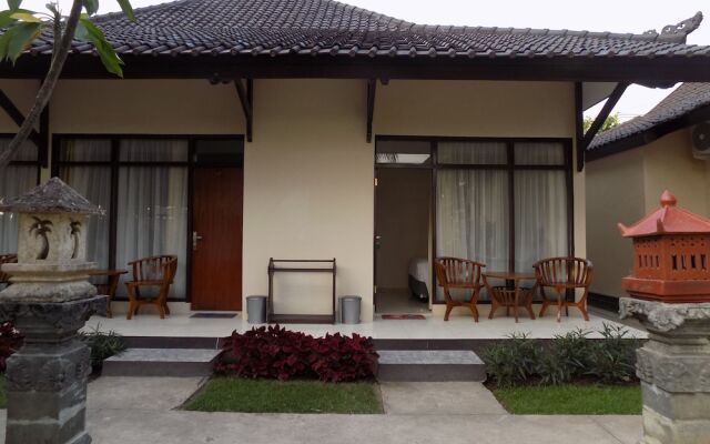 Lina Cottage Senggigi