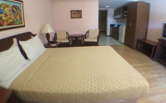 Subic Holiday Villas