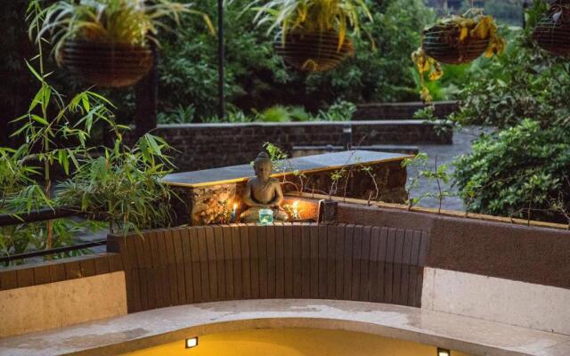 Lavasa Luxury Deck Apartment