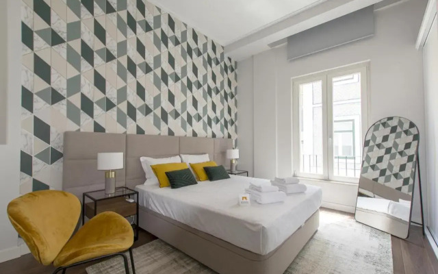 Elegant & Sophisticated Campo Ourique by GT House