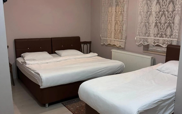 Di̇ri̇li̇ş Banarya Pansi̇yon