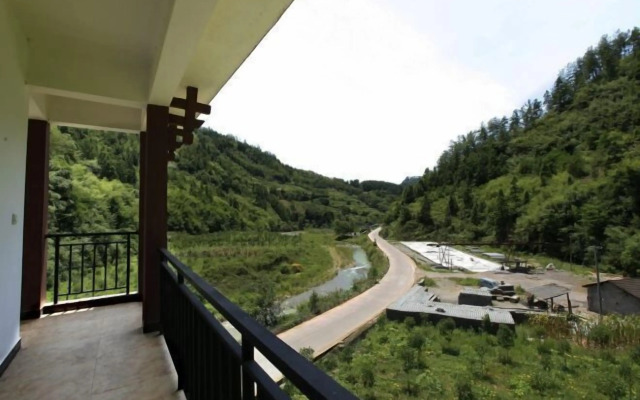 Zhangjiajie Stockaded Village Inn