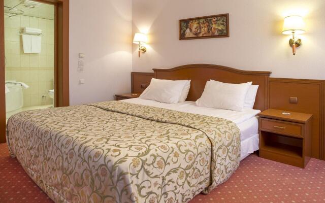 Assambleya Nikitskaya Hotel