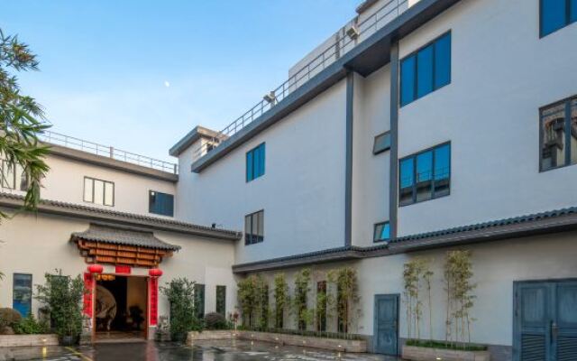 Floral Hotel·Huizhou Yanqi hotel