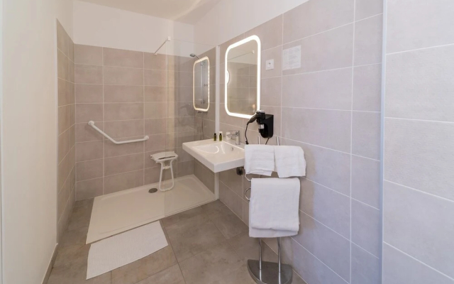 Hôtel Restaurant L'Horloge Gourmande