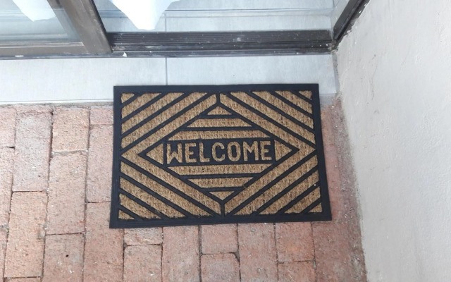 Self-catering Studio, Unit 6 on Krupp