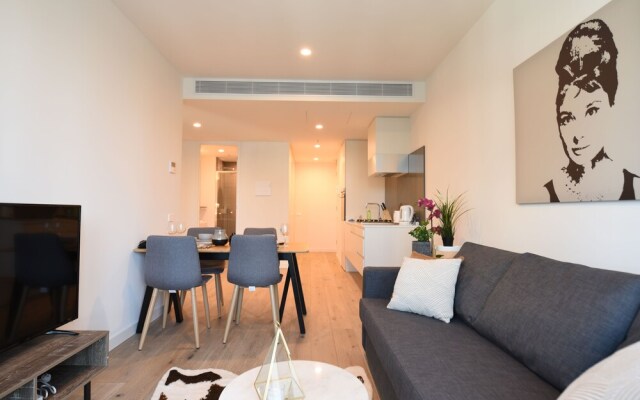 HFN Crown Shadow Play Apartment