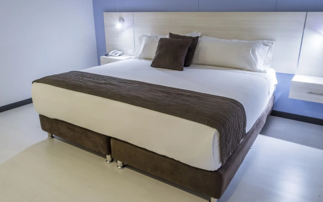 Hotel Regency Boutique La Feria