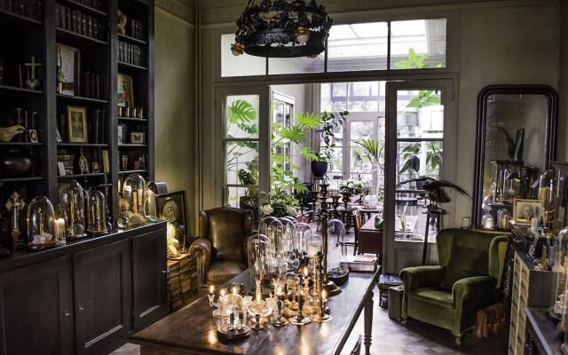 Boulevard Leopold Rooms & Suites