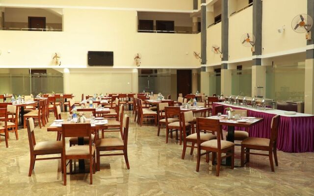 Sunstar Residency & Food Plaza Pala