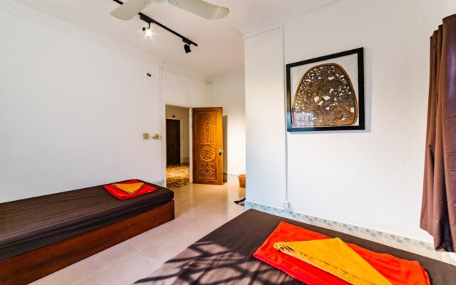 Blank Guesthouse