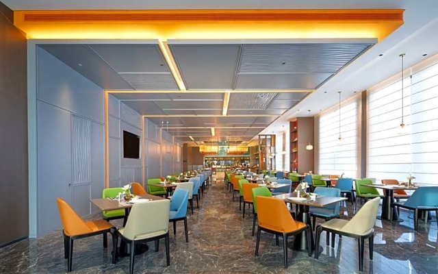 Hampton by Hilton Jiaxing Canal