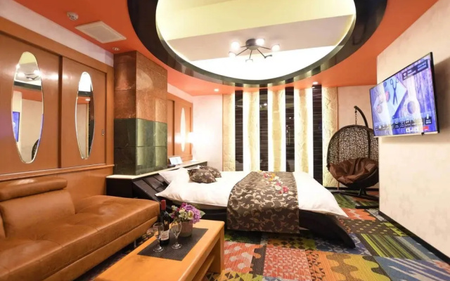 Hotel GLOW - Adults Only