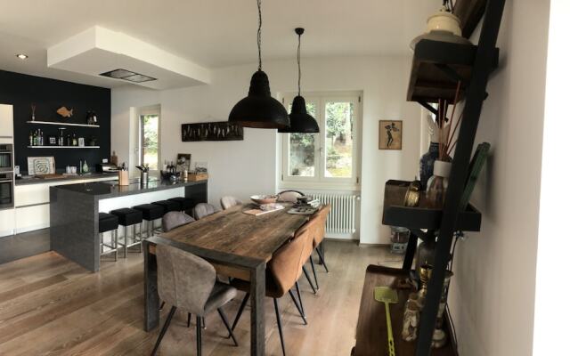 Remarkable 4-bed Villa in Bellano