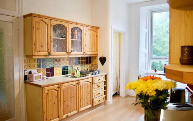 2 Bedroom Flat in Bruntsfield