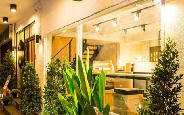 The Rabbits Hole Hostel