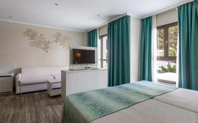 Ona Palmira Paguera Hotel