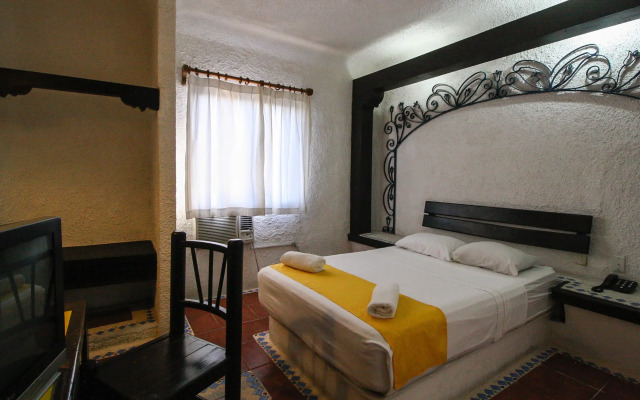 Hotel Xbalamque and Spa Cancun