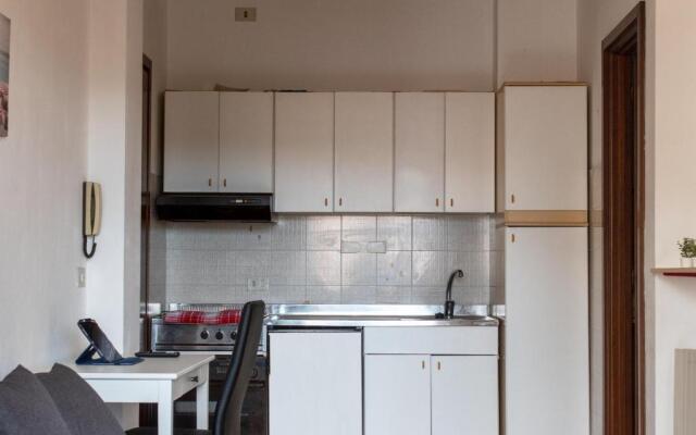 Box e Ampio Terrazzo per un Relax a 600 metri dal mare