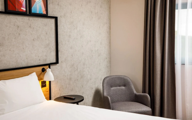 Ibis London Heathrow Terminal 5