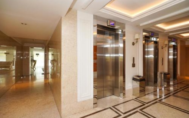 The Mansion At Dukuh Golf Kemayoran Apartment Tower Bellavista 1 – Hotel Rooms – Jakarta