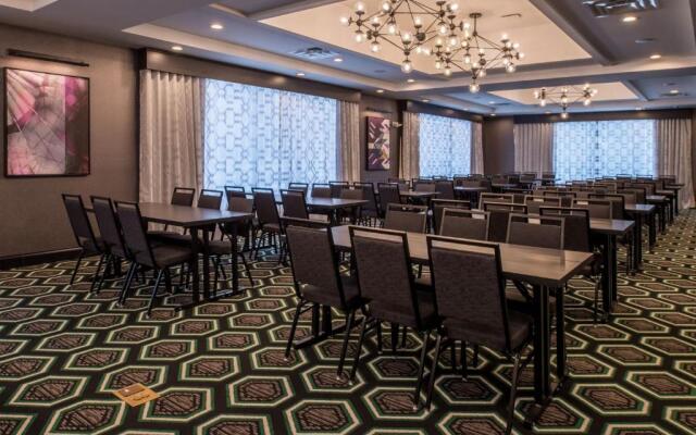 Hampton Inn & Suites Winston-Salem Downtown