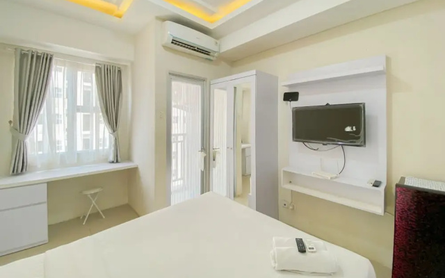 Minimalist And Cozy Studio Transpark Juanda Bekasi Timur Apartment – Guest Rooms – Bekasi