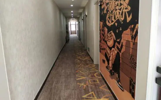Zhanteng Express Hotel