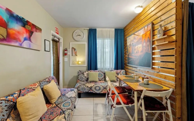 Spacious 1BR in Hollywood FL Pet-friendly, Parking