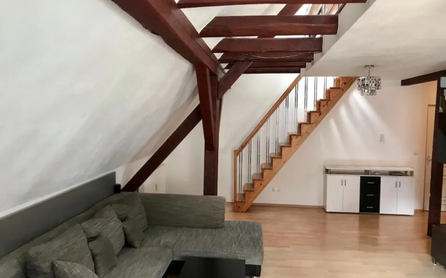 Charming 1-bed Loft Apartment in Schwandorf