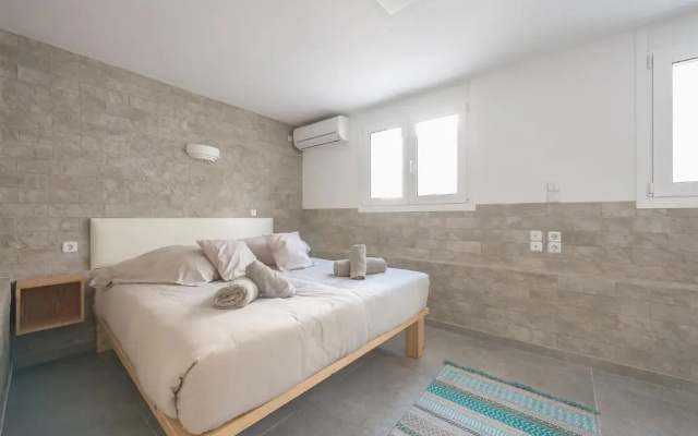 Panorama Residence 2min drive from the Beach