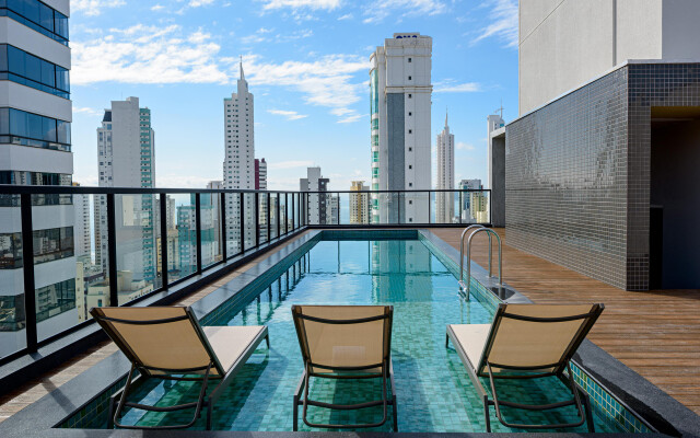 Ibis Plaza Balneario Camboriu