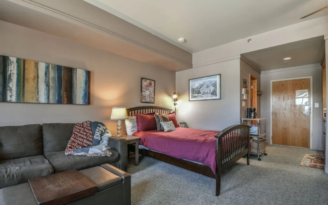 Slopeside 2764 by Summitcove Vacation Lodging