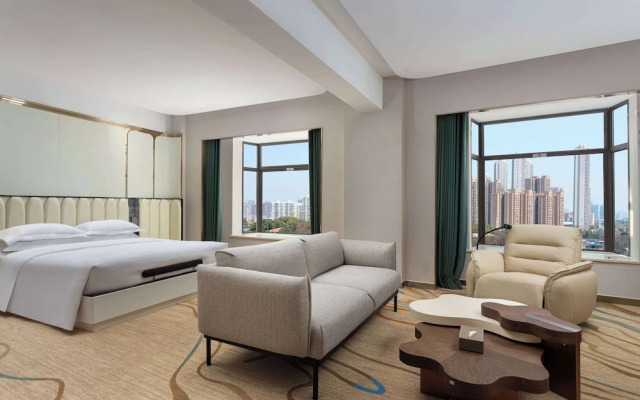 Ramada Plaza By Wyndham Wuhan Dongxi Lake