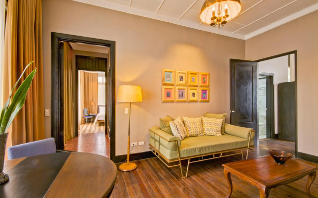 The Henry Hotel Manila