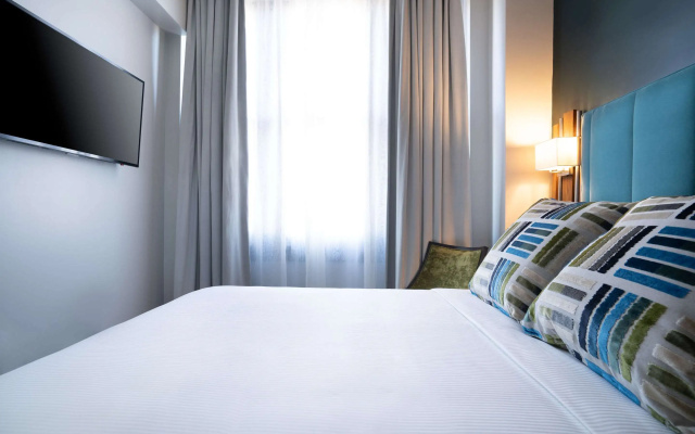 The Esquire Hotel Downtown Gastonia, an Ascend Collection Hotel