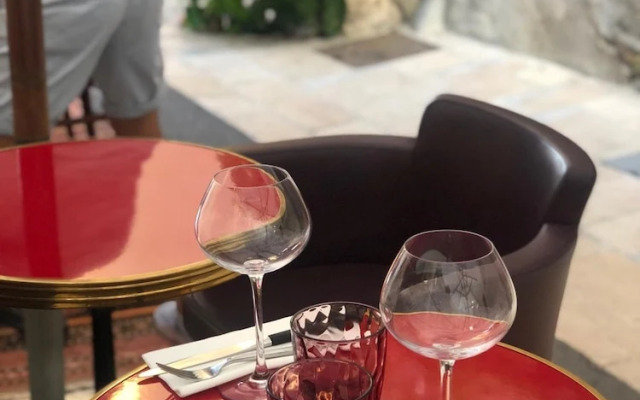 Demeure d'Hotes Le Rocher