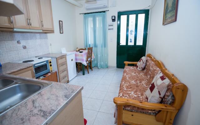 Lefkos Apartment in Lefkada city center!