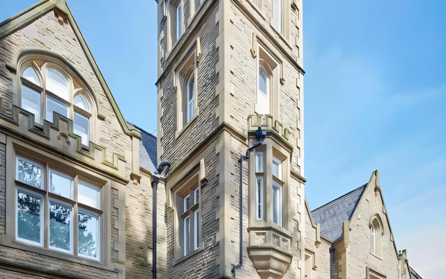 Oddfellows on the Park