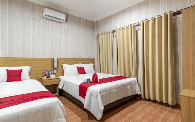 RedDoorz Syariah @ Danau Kerinci Sawojajar