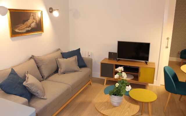 Stylish Apartment in Heart of Malasaña