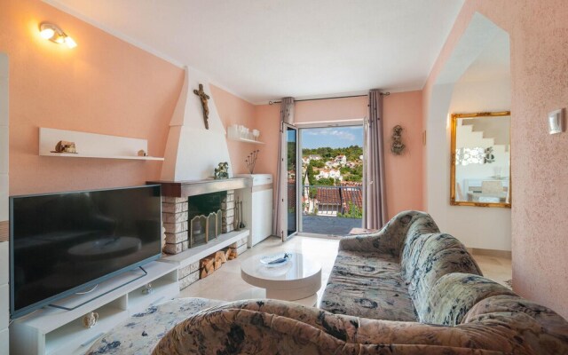 Awesome Home in Splitska With Wifi and 3 Bedrooms