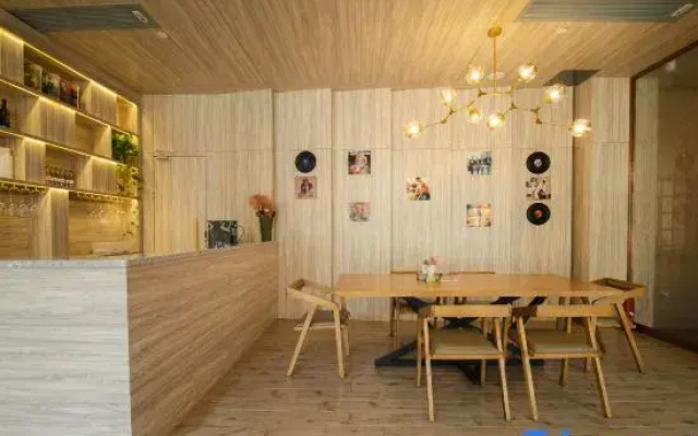 IPleaShare Hotel