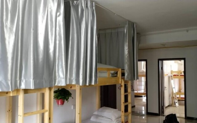 Zheng Zhou Si Hang Hostel