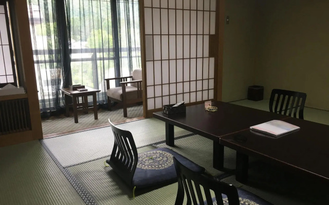 Okada Ryokan Warakutei