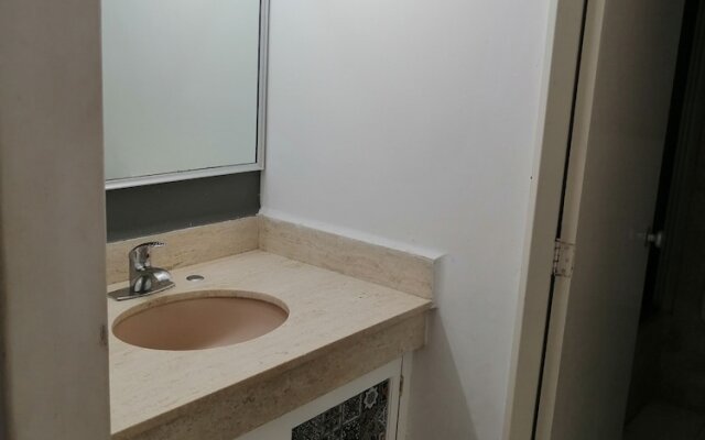 Spectacular Twin Towers Suite