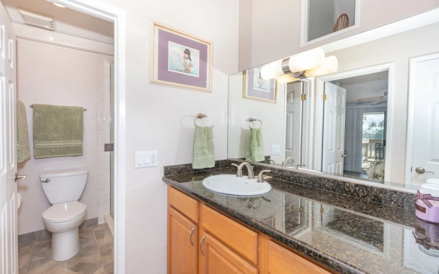 Kahana Sunset B6 2 Bedroom Condo by Redawning