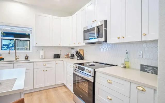 Urban Delight 4br/3ba Near City Center