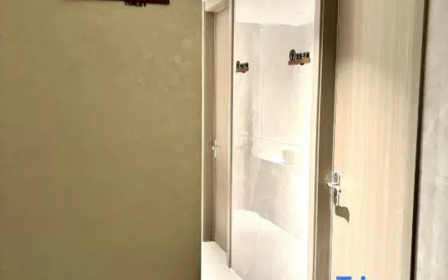 Yuhuan Xinji Hotel
