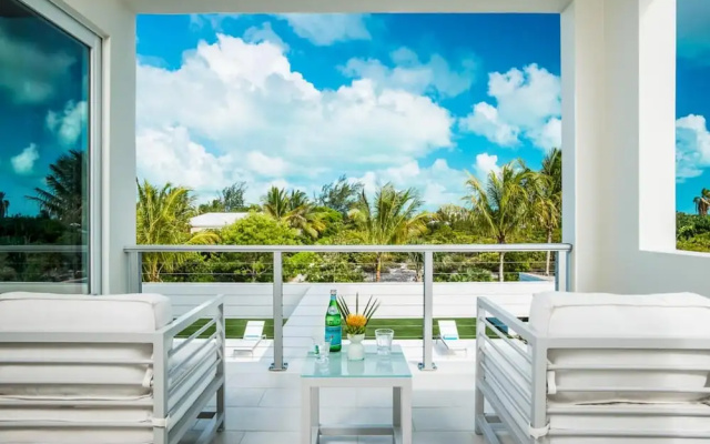Turquoise Villa